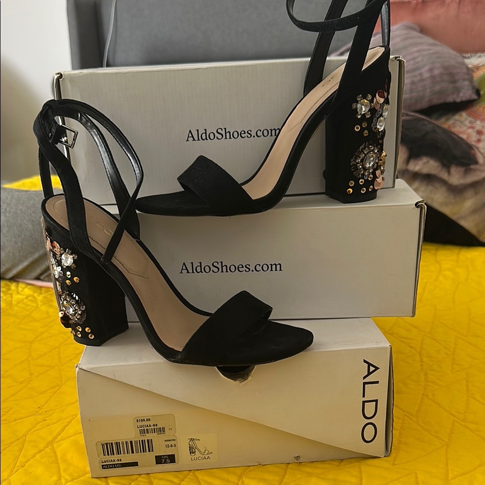 Aldo Black Heels Elegant Design-used